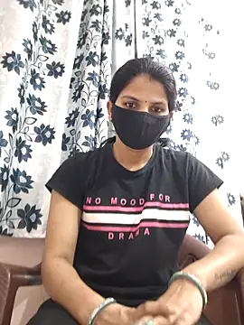poojam93 online show from April 2026 02:29:01 AM