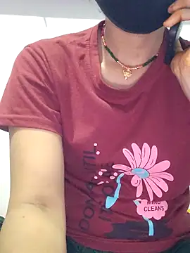 poojam93 online show from November 2025 03:50:02 PM