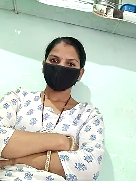 poojam93 online show from September 2025 01:53:02 AM