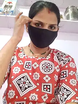 poojam93 online show from October 2025 02:45:01 AM