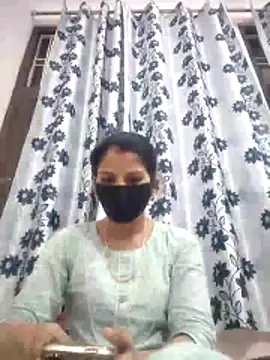 poojam93 online show from May 2026 04:06:01 AM