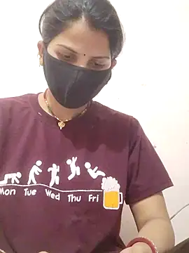 poojam93 online show from February 2026 02:34:01 AM