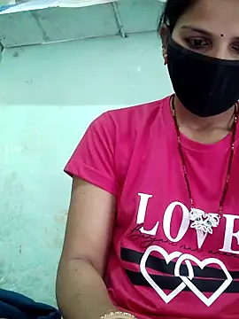 poojam93 online show from September 2025 02:36:01 AM