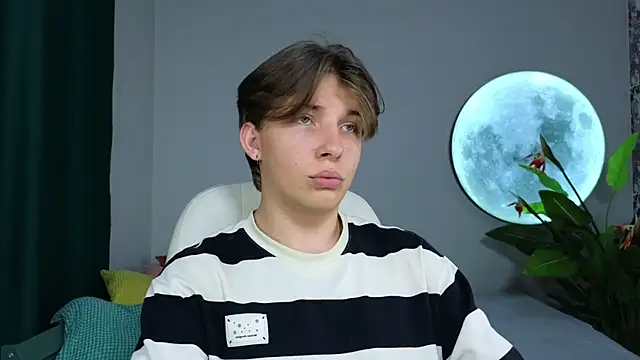 Robby Manson online show from October 2025 01:14:02 PM