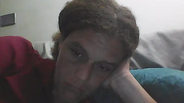 Snapshot of sarahkat86 chatting on November 2025 01:43:02 AM sarahkat86 online show from November 2025 01:43:02 AM