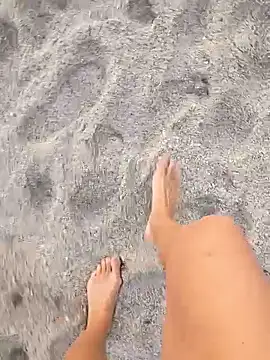 Snapshot of sarahkat86 chatting on November 2025 12:19:01 PM sarahkat86 online show from November 2025 12:19:01 PM