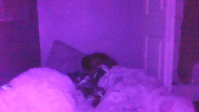 Snapshot of sarahkat86 chatting on October 2025 07:20:02 AM sarahkat86 online show from October 2025 07:20:02 AM