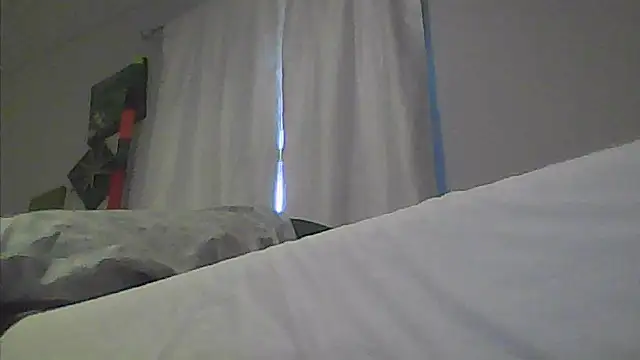 sarahkat86 online show from April 2026 11:13:01 AM