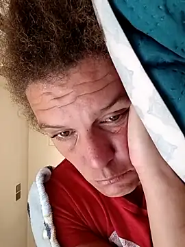 sarahkat86 online show from February 2026 12:28:02 PM