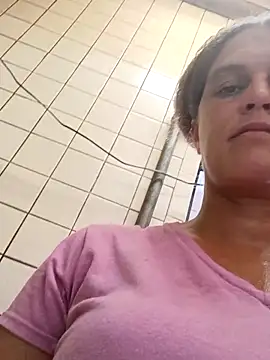 sarahkat86 online show from September 2025 03:43:02 PM