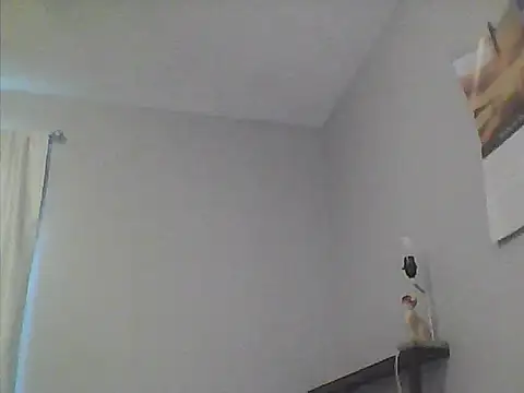 sarahkat86 online show from March 2026 11:05:01 PM