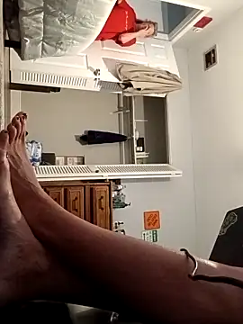 sarahkat86 online show from April 2026 11:50:01 AM