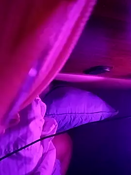 sarahkat86 online show from September 2025 02:39:01 AM
