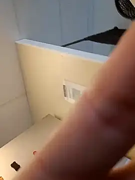 Snapshot of sarahkat86 chatting on December 2025 06:51:02 PM sarahkat86 online show from December 2025 06:51:02 PM