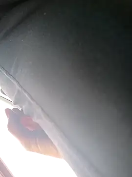 sarahkat86 online show from March 2026 08:37:01 PM