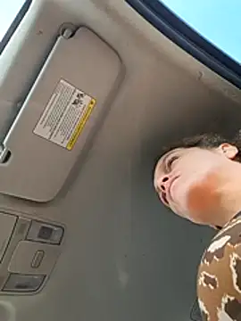 sarahkat86 online show from January 2026 03:15:01 PM