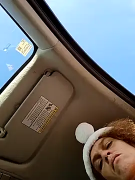 sarahkat86 online show from December 2025 01:57:01 PM