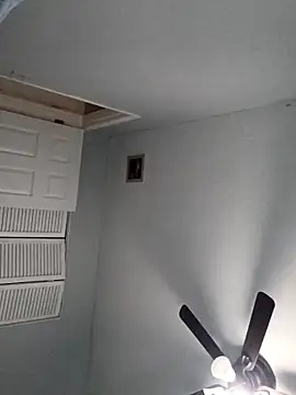 sarahkat86 online show from February 2026 01:28:02 AM