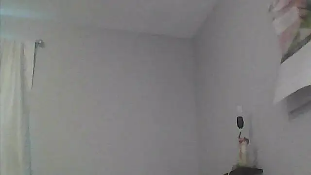 sarahkat86 online show from April 2026 11:11:02 PM