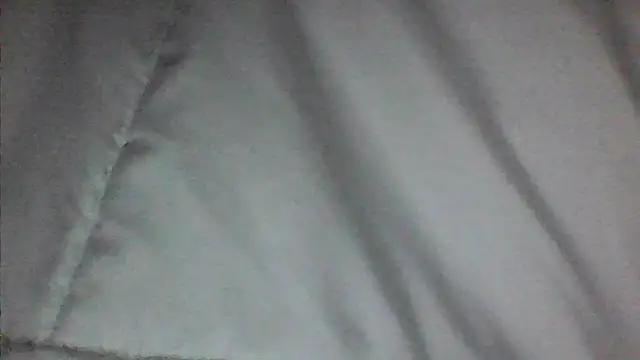sarahkat86 online show from April 2026 09:28:02 AM