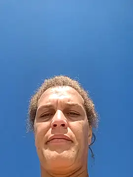 Snapshot of sarahkat86 chatting on November 2025 03:33:02 PM sarahkat86 online show from November 2025 03:33:02 PM