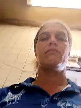 sarahkat86 online show from January 2026 04:11:02 PM