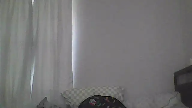 sarahkat86 online show from May 2026 12:19:01 PM