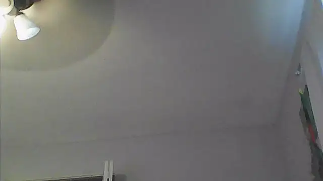 sarahkat86 online show from April 2026 10:32:01 PM