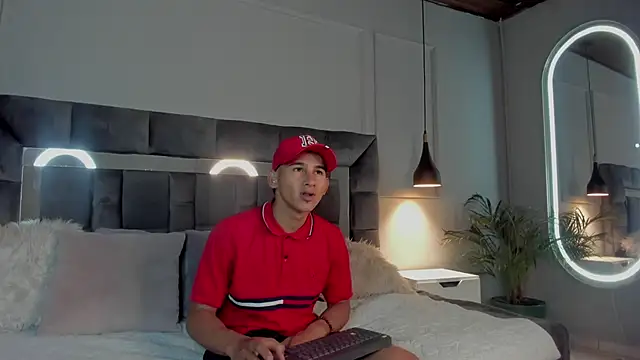 Jade rey  online show from February 2026 04:26:02 AM