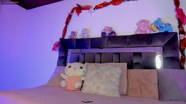 Jade rey  online show from January 2026 04:08:01 AM