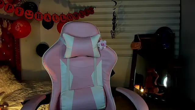 Jade rey  online show from October 2025 01:48:01 AM