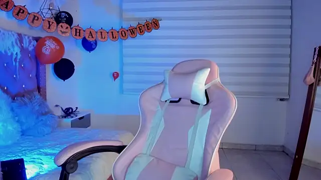 Jade rey  online show from October 2025 02:54:02 AM