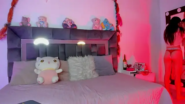 Jade rey  online show from January 2026 03:23:01 AM