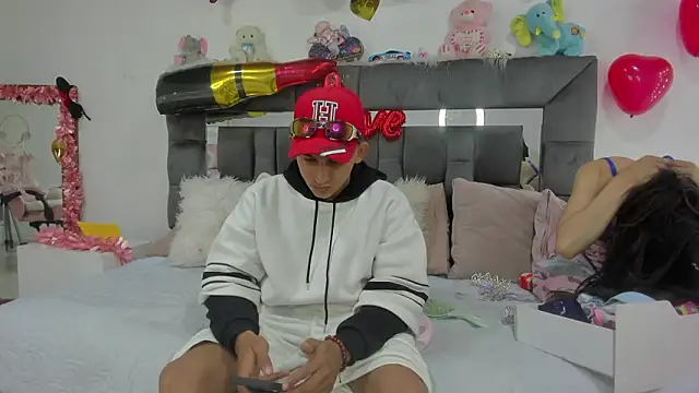 Jade rey  online show from February 2026 01:49:02 AM