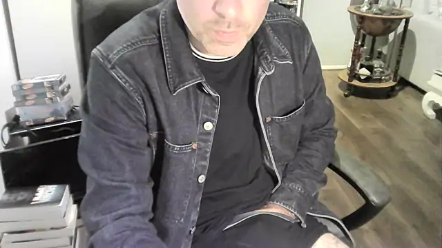 Snapshot of Chrisprngr chatting on September 2025 11:54:01 PM Chrisprngr online show from September 2025 11:54:01 PM