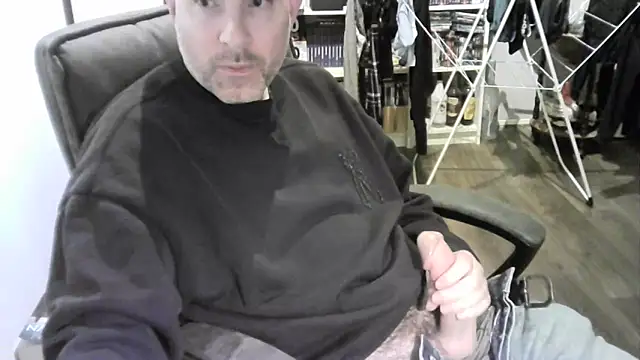 Snapshot of Chrisprngr chatting on February 2026 10:30:02 PM Chrisprngr online show from February 2026 10:30:02 PM