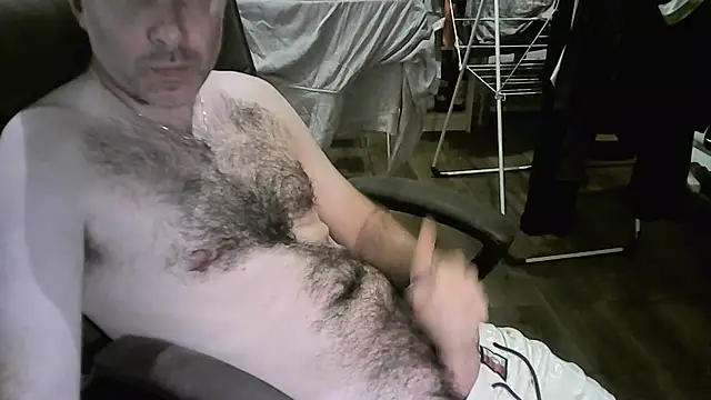Snapshot of Chrisprngr chatting on September 2025 08:16:02 PM Chrisprngr online show from September 2025 08:16:02 PM