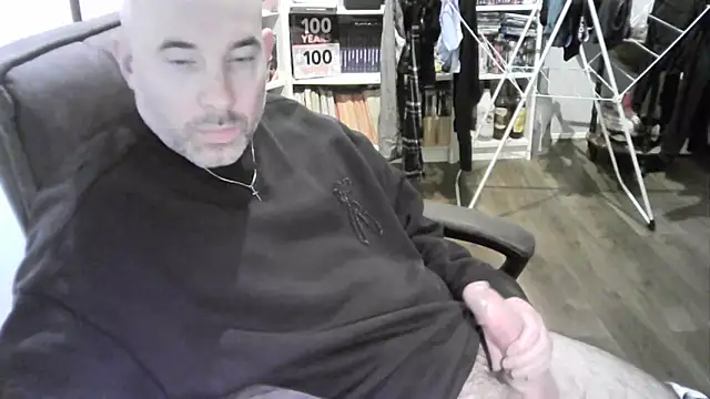 Snapshot of Chrisprngr chatting on February 2026 01:21:01 PM Chrisprngr online show from February 2026 01:21:01 PM