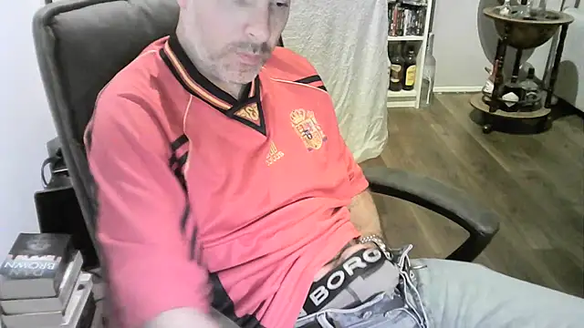 Chrisprngr online show from July 2026 06:43:02 PM
