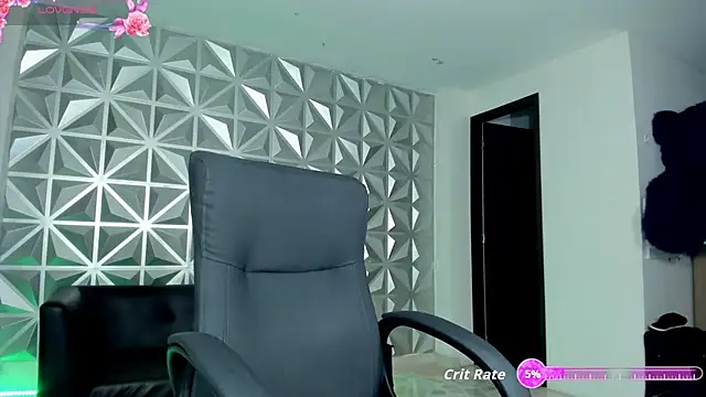 hellen tease online show from October 2025 12:29:02 PM