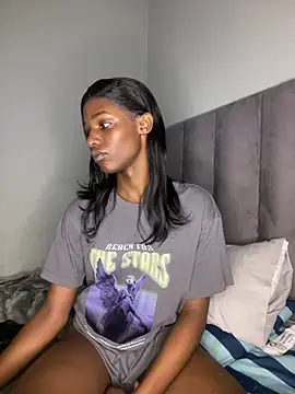 Trans fairy online show from March 2026 12:33:01 AM