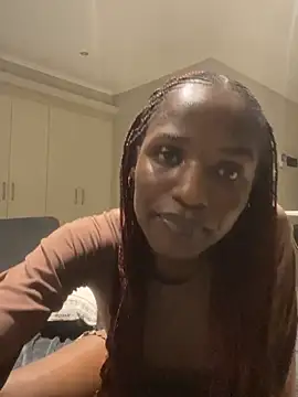 Trans fairy online show from February 2026 05:26:02 PM