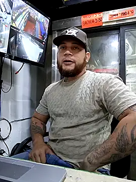 Catire10  online show from November 2025 01:37:02 PM