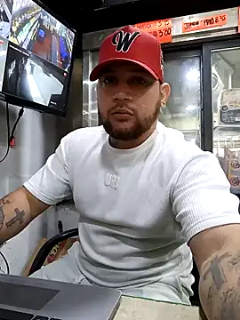 Catire10  online show from December 2025 02:20:01 PM