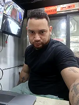 Catire10  online show from November 2025 01:55:01 PM