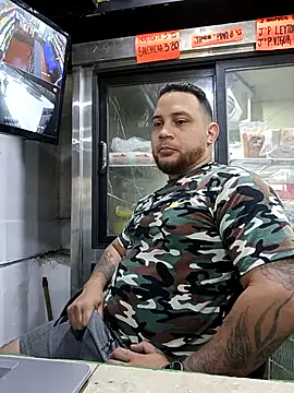 Catire10  online show from November 2025 02:10:01 PM