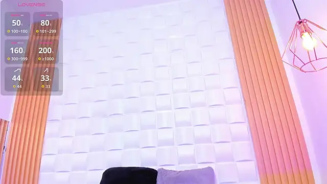 AriaBelle online show from November 2025 11:14:01 AM