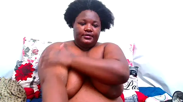 Snapshot of ChubbyBoobsxxx chatting on October 2025 05:53:01 AM ChubbyBoobsxxx online show from October 2025 05:53:01 AM