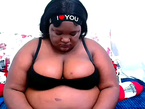 Snapshot of ChubbyBoobsxxx chatting on September 2025 06:06:02 AM ChubbyBoobsxxx online show from September 2025 06:06:02 AM