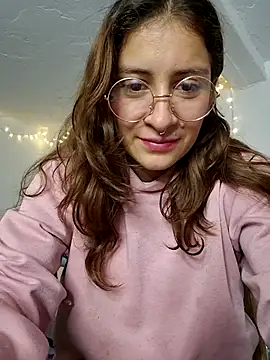 Snapshot of aytanna_torrez chatting on December 2025 12:37:01 PM aytanna torrez online show from December 2025 12:37:01 PM